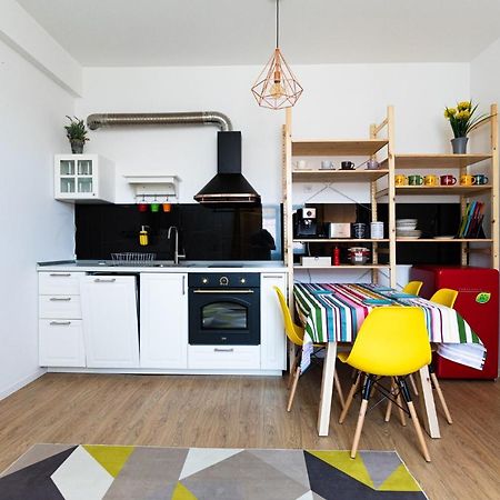 Colorful & Cozy Condo 클루지나포카 외부 사진
