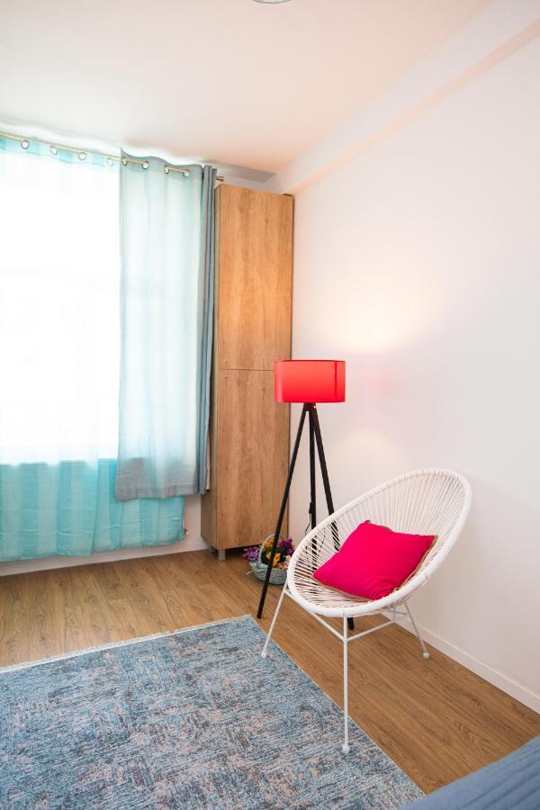 Colorful & Cozy Condo 클루지나포카 외부 사진